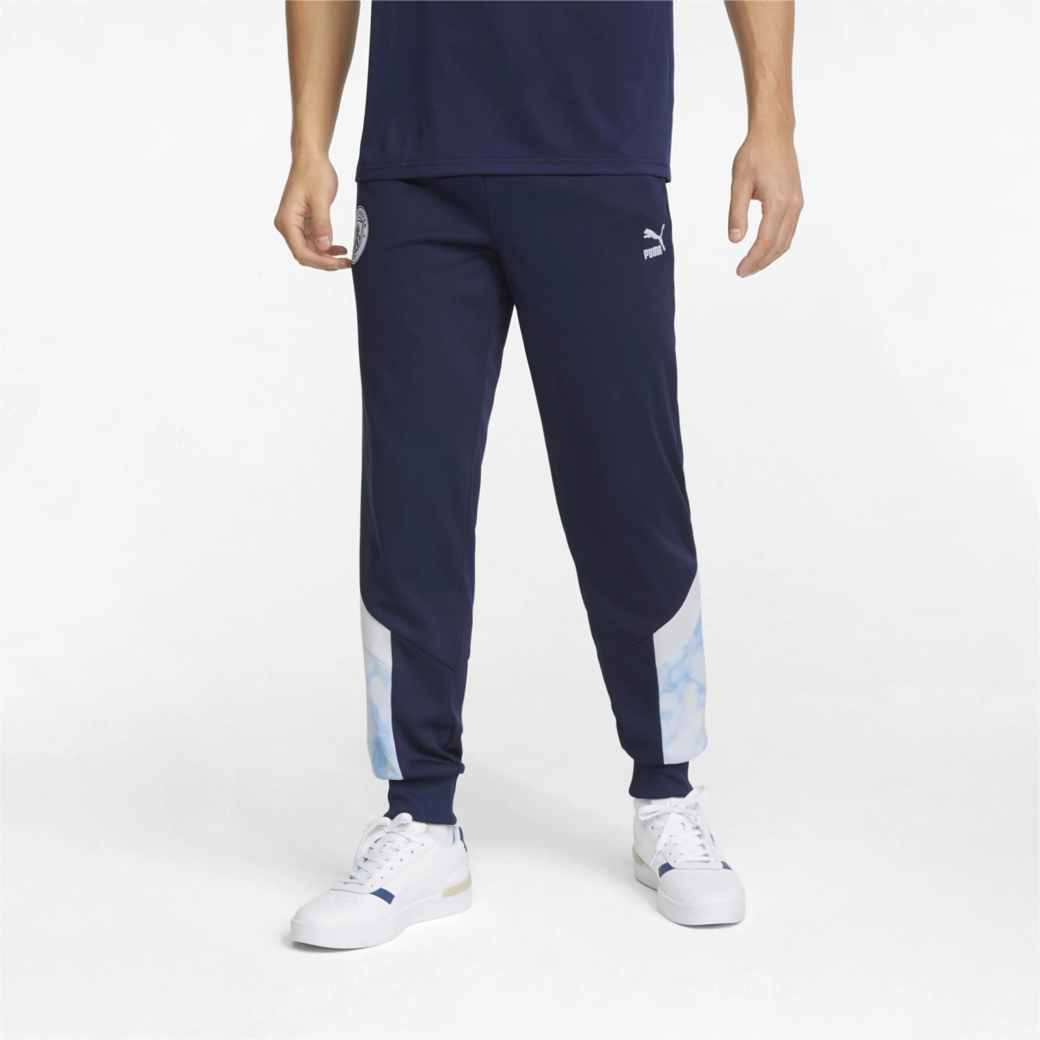 Puma Pantalons Dentraînement Effilé Pantalon De Sport Man City Homme Bleu Nuit / Bleu Clair 3 Puma Pantalons Dentraînement Effilé Pantalon De Sport Man City Homme Bleu Nuit / Bleu Clair – Image 3
