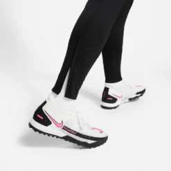 Nike Pantalons Dentraînement Coupe Slim Pantalon De Sport Strike Homme Noir -ADIDAS PERFORMANCE Soldes 8a39f6807f29b5c73c0839085fa07737