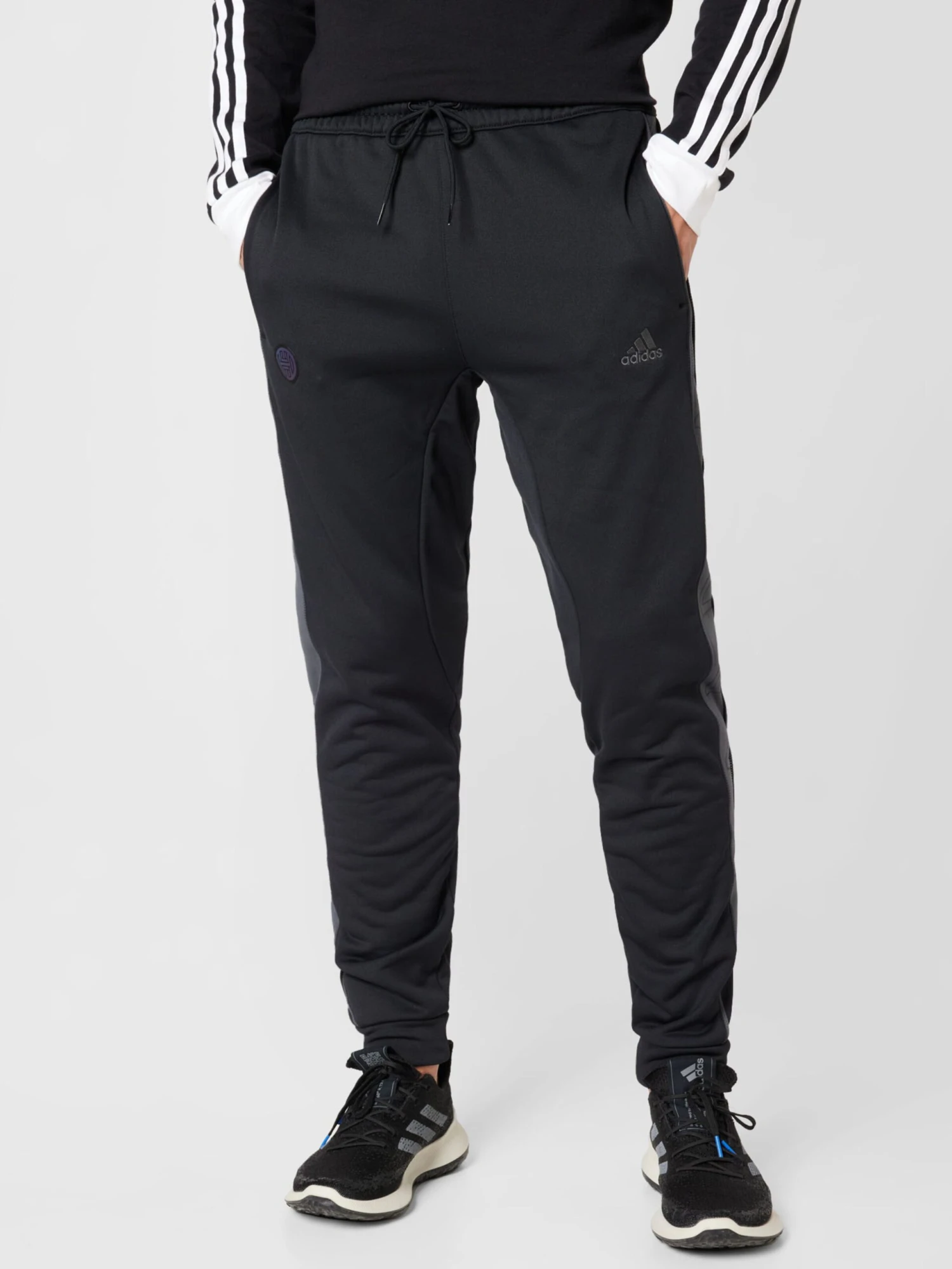 Adidas Sportswear Pantalons Dentraînement Effilé Pantalon De Sport Homme Noir 3 Adidas Sportswear Pantalons Dentraînement Effilé Pantalon De Sport Homme Noir – Image 3