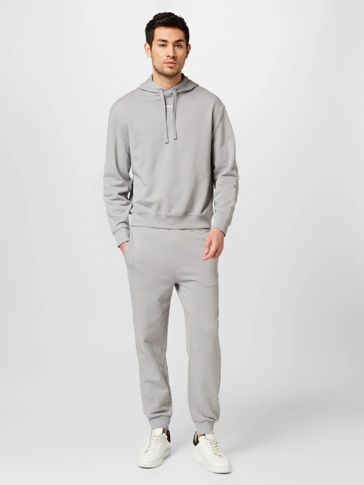 Hugo Survêtements Survêtement Dapo Dayote Homme Gris Clair 3 Hugo Survêtements Survêtement Dapo Dayote Homme Gris Clair – Image 3