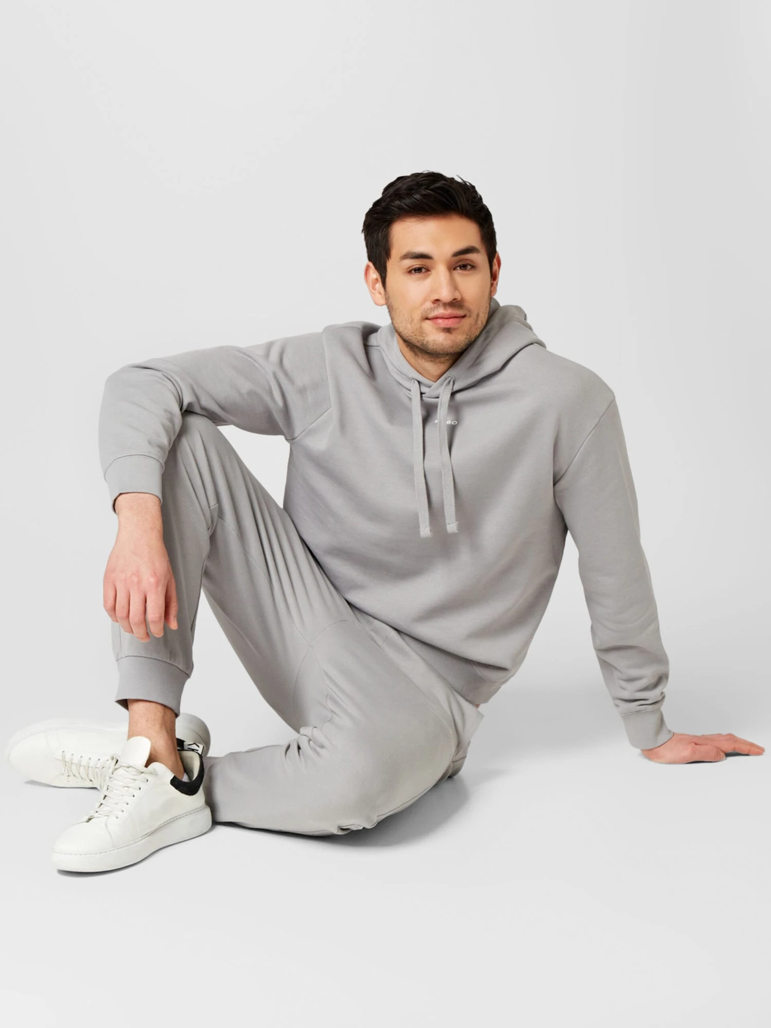 Hugo Survêtements Survêtement Dapo Dayote Homme Gris Clair 7 Hugo Survêtements Survêtement Dapo Dayote Homme Gris Clair – Image 7