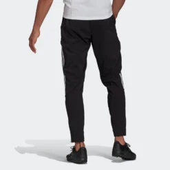 Adidas Sportswear Pantalons Dentraînement Coupe Slim Pantalon De Sport Tiro 21 Homme Noir -ADIDAS PERFORMANCE Soldes cd9d6a8c8a8d2325e176f1725fbb5585