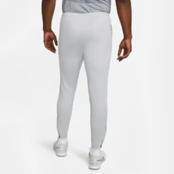 Nike Pantalons Dentraînement Coupe Slim Pantalon De Sport Academy Homme Pierre -ADIDAS PERFORMANCE Soldes e97fc6b145eeb5e8bdb95a5e7428f6ee